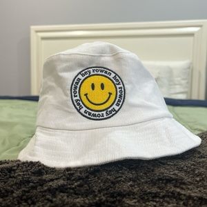 Hey Rowan Bucket Hat